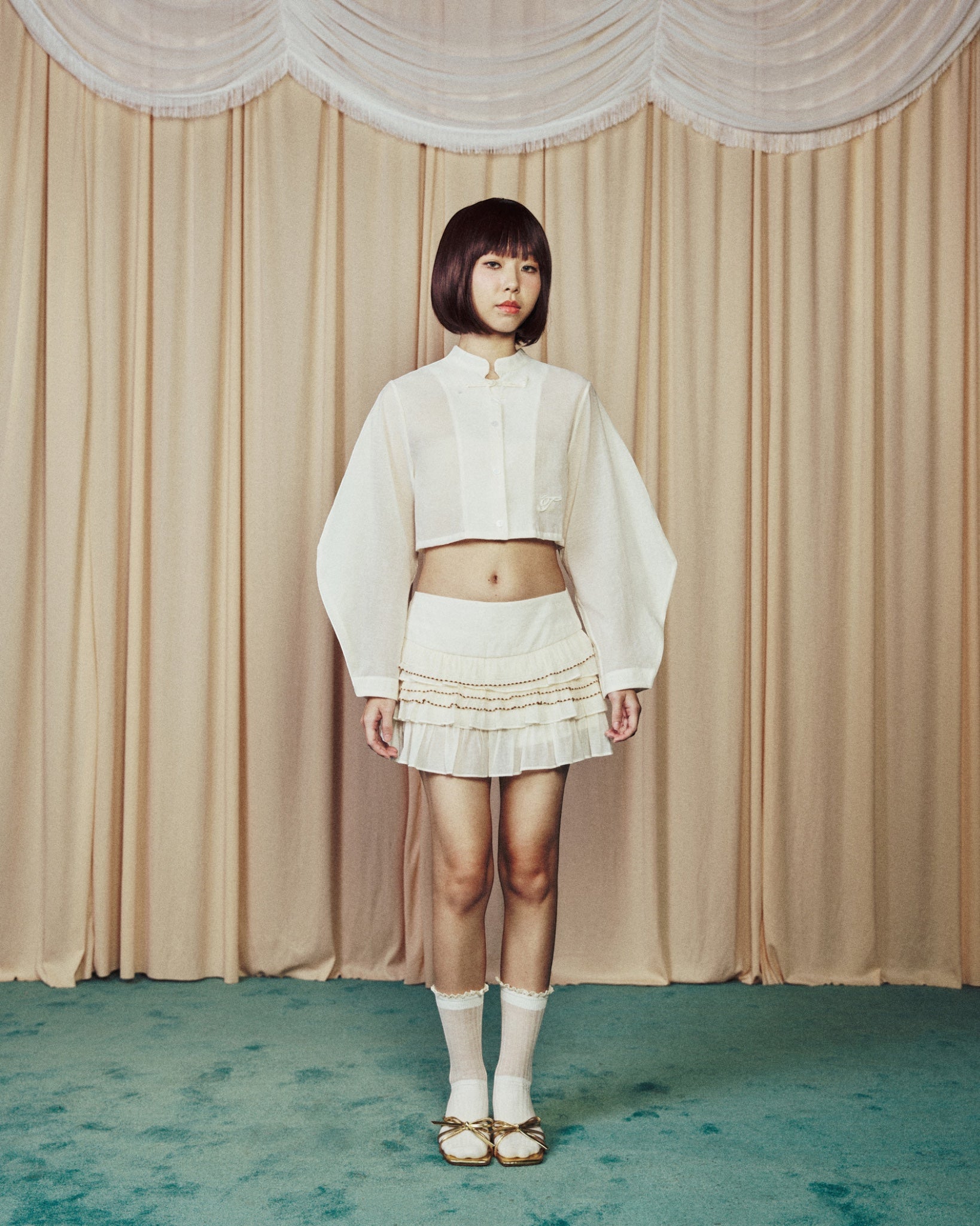 Mandarine Collar Cropped Balloon Top Cream ( Restock Pre-order )