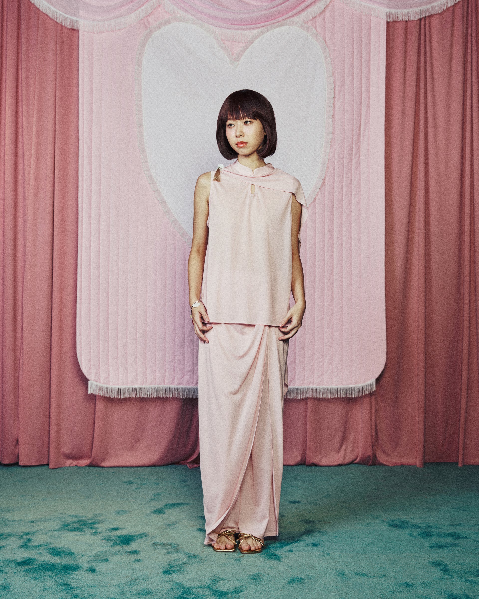 Mandarine Collar with Cape Sleeveless Blouse Pastel Pink