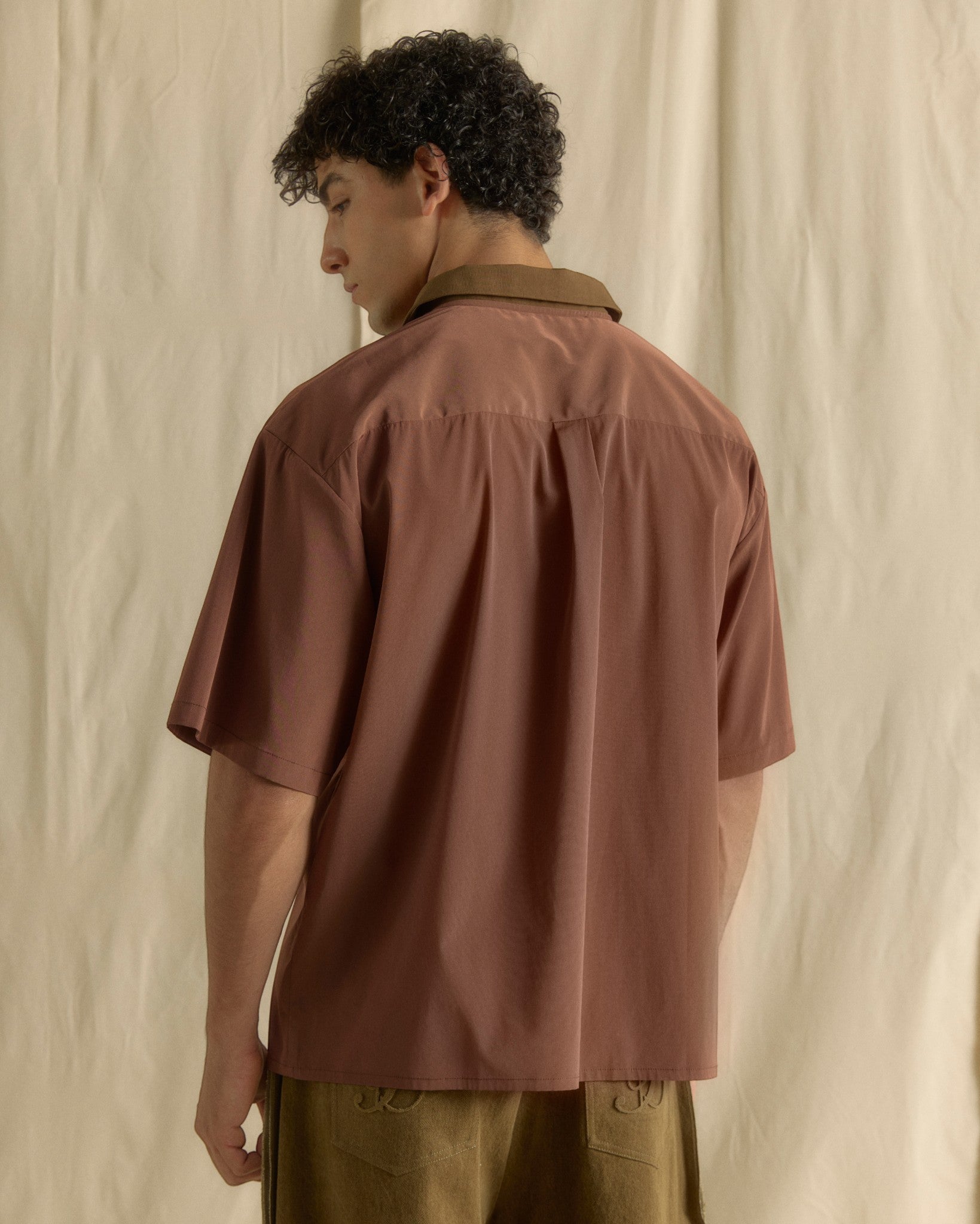 Vertical Pin-tucked Shirt with Pocket Cocoa Brown